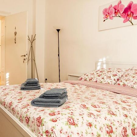 Villa Anita Rooms Больцано Екстер'єр фото