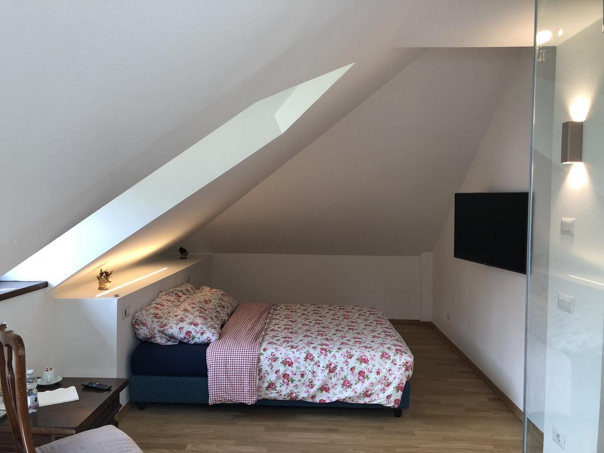 Villa Anita Rooms Больцано Екстер'єр фото